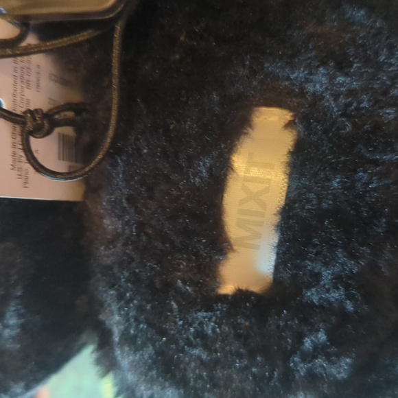 Mixit faux fur ankle strappy slippers black Women's M 7 - 8 soft NEW NWT - Picture 8 of 9